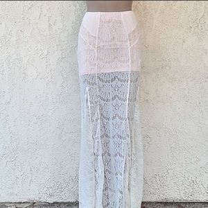 GUESS maxi skirt size XS